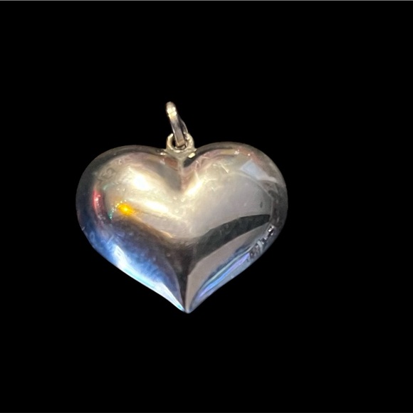 1” Puffy Heart Silver Colored Charm - Picture 6 of 8